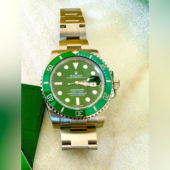 Rolex Hulk green 40 submariner box and papers circa 2019 
116610LV - Picture 4 of 16